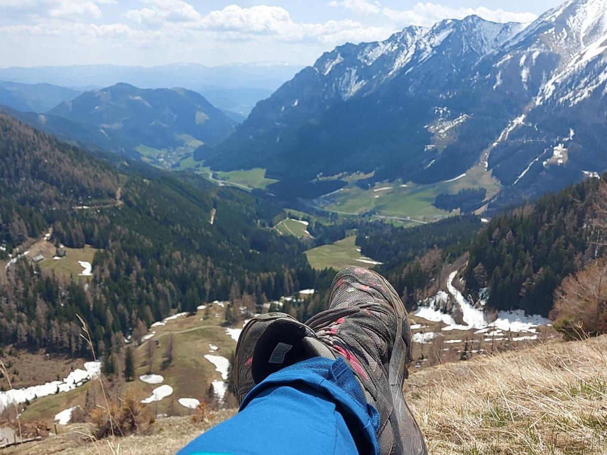 Auszeit Steiraland 6 Mit Ueberdachter Terasse Schoenen Garten Und Kostenlosen Parkplatz ลีโอเบน ภายนอก รูปภาพ